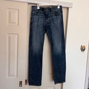 AG Adriano Goldschmied The Graduate Tailored Leg